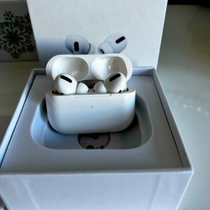 New AirPods Pro with wireless charging case